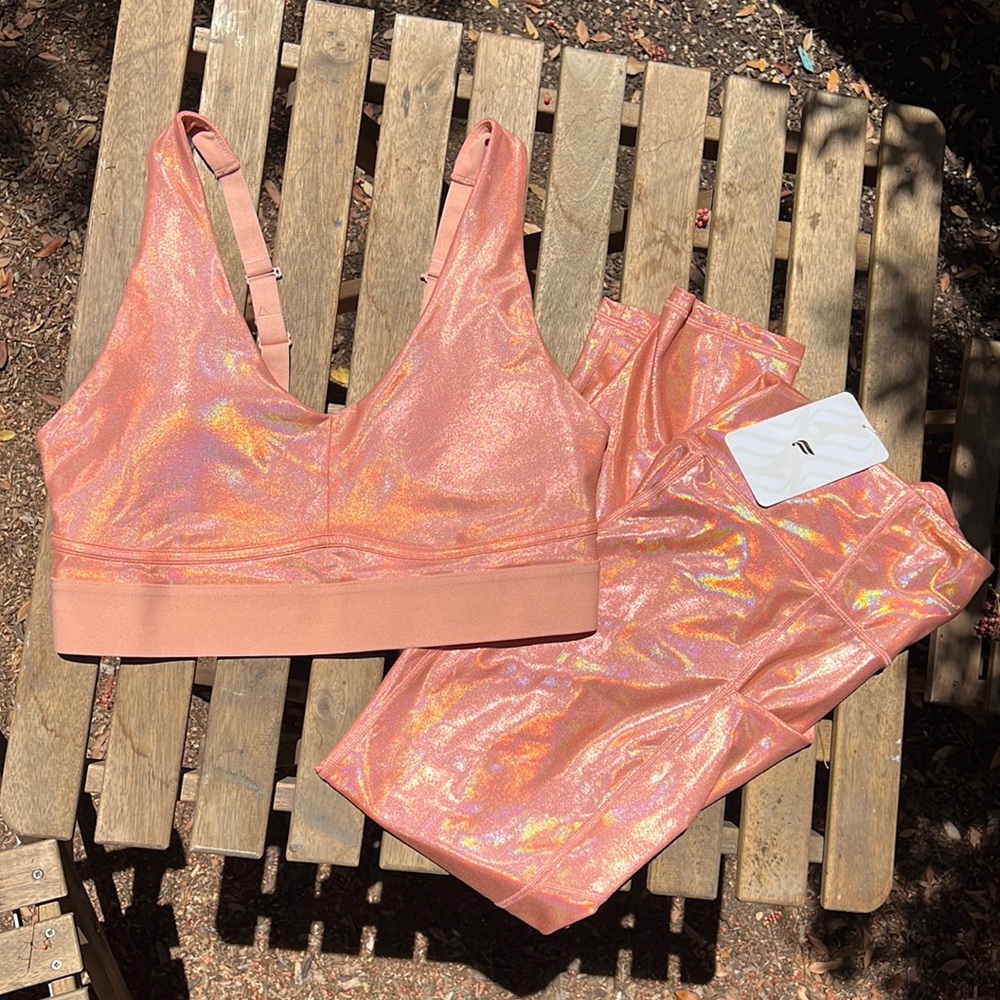 FABLETICS pink shimmer set